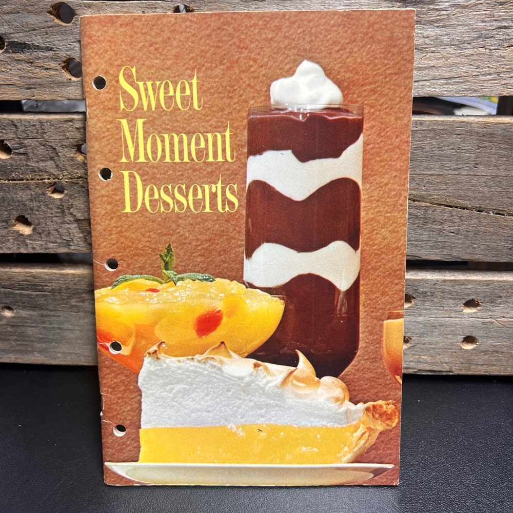 Vintage 1963 Sweet Moment Desserts Jell-O Recipe Booklet General Foods 1st Ptg